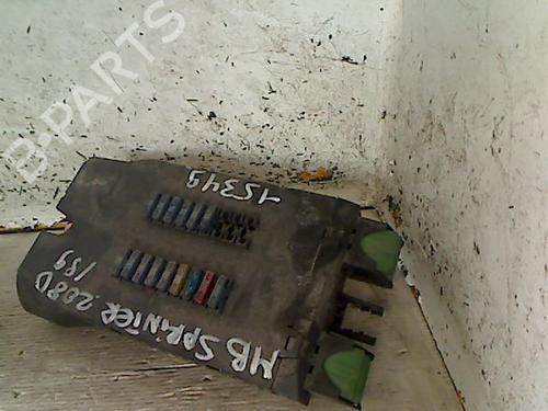 Scatola fusibili MERCEDES-BENZ SPRINTER 2-t Van (B901, B902) 208 D (901.361, 901.362, 902.361, 902.362) (82 hp) 31938931