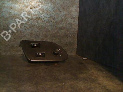 Used Switch RENAULT SAFRANE I (B54_) 2.1 dT (B546) (88 hp) 30707703