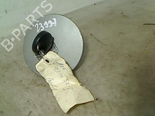 Używane Korek wlewu paliwa PEUGEOT 206 Hatchback (2A/C) 1.9 D (69 hp) 26072476