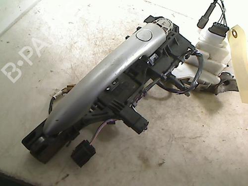 Used Front left exterior door handle RENAULT MEGANE II (BM0/1_, CM0/1_) 1.5 dCi (BM1E, CM1E) (106 hp) 26088605