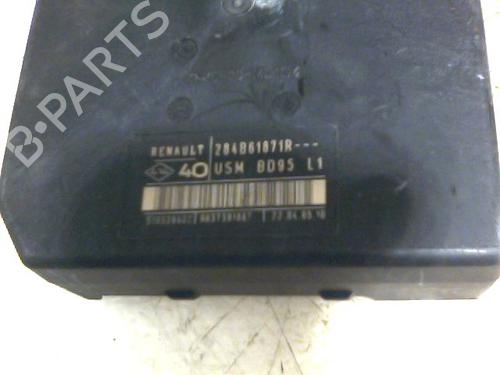 Fuse box RENAULT MEGANE III Hatchback (BZ0/1_, B3_) 1.9 dCi (BZ0N, BZ0J) | BP26076316E1 