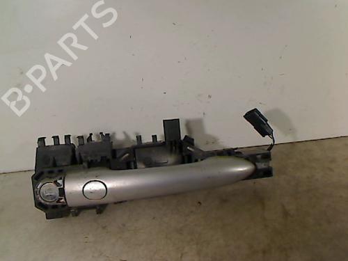 Used Front left exterior door handle RENAULT SCÉNIC II (JM0/1_) 1.9 dCi (JM14) (131 hp) 26067962