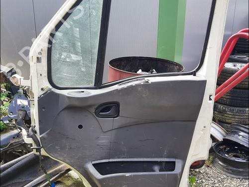 Right front door IVECO DAILY III Platform/Chassis 35 C 12 , 35 S 12 (AEKA14A1, AEKA14AA, AEKA64A1,... | BP29497248C3 