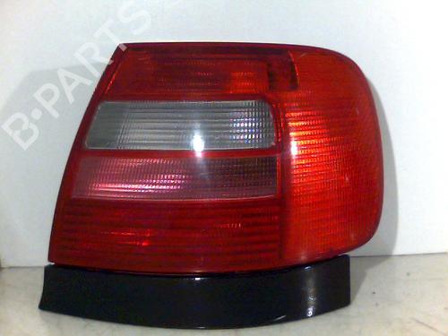 Højre baglygte AUDI A4 B5 (8D2) 1.9 TDI (75 hp) 29166329