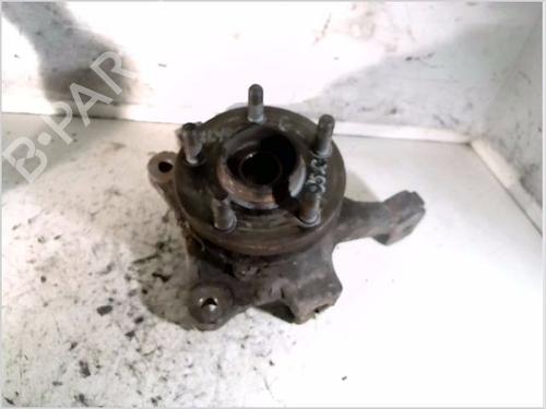 Used Left front steering knuckle CHRYSLER PT CRUISER (PT_) 2.2 CRD (121 hp) 26109443