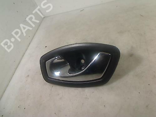 Venstre bak invendig håndtak RENAULT MEGANE III Hatchback (BZ0/1_, B3_) 1.5 dCi (BZ09, BZ0D, BZ1W, BZ29, BZ14) (110 hp) 26078574