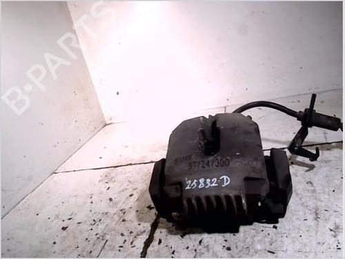 Used Right front brake caliper BMW 3 (E90) 320 d (163 hp) 26100498