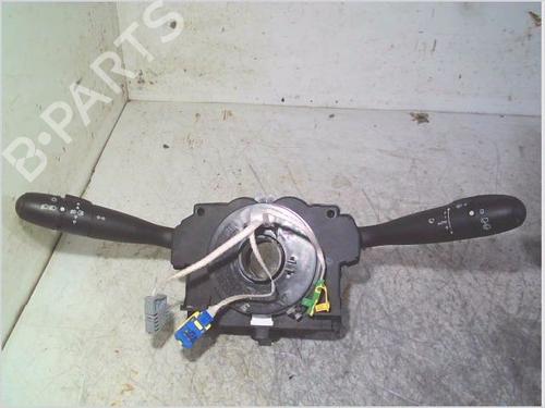 Used Steering column stalk PEUGEOT 206 Hatchback (2A/C) 1.4 i (75 hp) 26119131