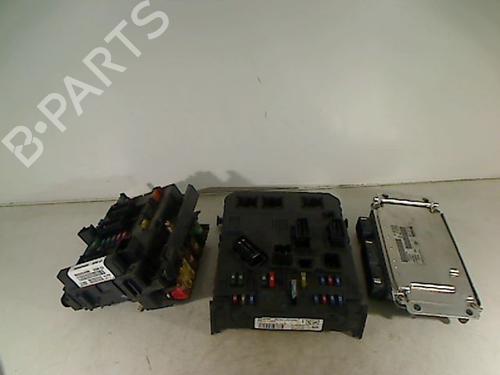 Motorstyringsenhet PEUGEOT 206 CC (2D) 1.6 16V (2DNFUF, 2DNFUR) (109 hp) 26059538