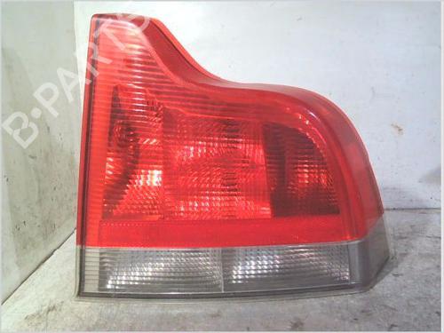 Farolim direito Farolim direito VOLVO S60 I (384) D5 (163 hp) 34703816 34703816