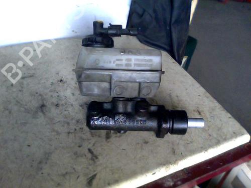 Used Brake master cylinder RENAULT LAGUNA I Grandtour (K56_) 1.9 dTi (K56J) (98 hp) 29076383