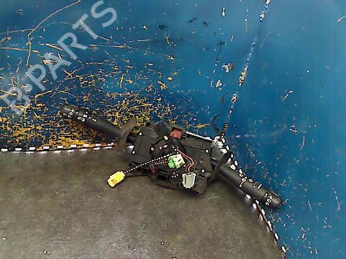 Used Steering column stalk RENAULT CLIO II (BB_, CB_) 1.5 dCi (B/CB08) (82 hp) 26091453