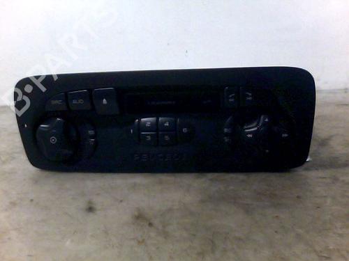 Bilradio PEUGEOT 206 Hatchback (2A/C) 1.4 i (75 hp) 26067443