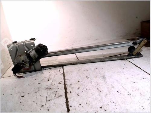 Used Front wiper motor RENAULT TRAFIC Van (T_, P_, V_) 2.5 D (75 hp) 26120055