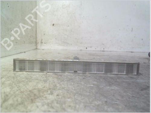 Terzo stop TOYOTA YARIS (_P9_) 1.4 D-4D (NLP90_, NLP90R) (90 hp) 29744342