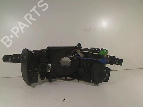 Used Steering column stalk RENAULT SCÉNIC II (JM0/1_) 1.9 dCi (JM0G, JM12, JM1G, JM2C) (120 hp) 26094543