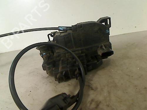 Used Front left lock RENAULT CLIO III (BR0/1, CR0/1) 1.5 dCi (C/BR0G, C/BR1G) (68 hp) 26075337
