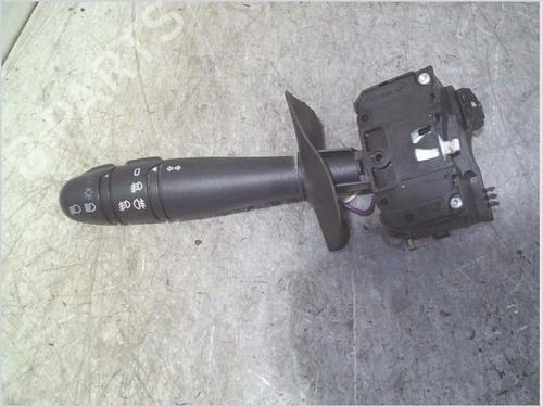 Used Headlight switch RENAULT CLIO II (BB_, CB_) 1.5 dCi (B/CB07) (65 hp) 27501357