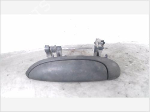 Used Front left exterior door handle RENAULT CLIO II (BB_, CB_) 1.9 D (B/CB0E, BB0J) (64 hp) 26096670