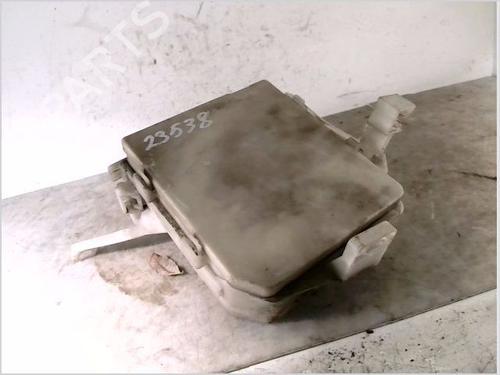 Used Fuse box NISSAN MICRA III (K12) 1.2 16V (80 hp) 26105775