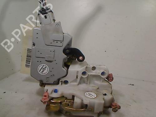 Used Front left lock NISSAN PRIMERA Hatchback (P11) 2.0 TD (90 hp) 26101989