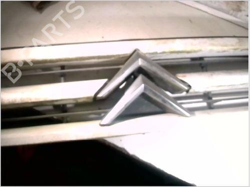Used Grille CITROËN JUMPER I Van (244) 2.0 HDi (84 hp) 26111652