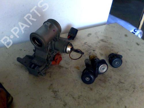 Used Ignition barrel FORD FIESTA III (GFJ) 1.3 Cat (60 hp) 26058247