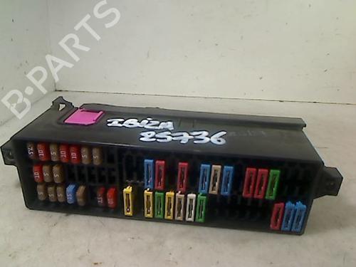 Used Fuse box SEAT IBIZA IV SC (6J1, 6P5) 1.4 TDI (80 hp) 26080495