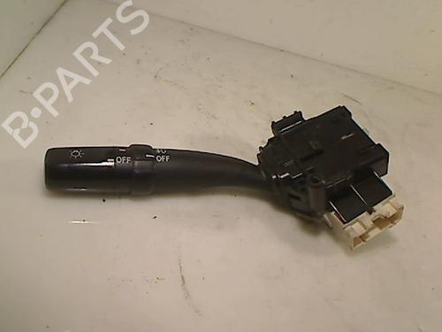 Used Headlight switch TOYOTA COROLLA Verso (ZER_, ZZE12_, R1_) 2.2 D-4D (AUR10_, AUR10R) (136 hp) 26088116