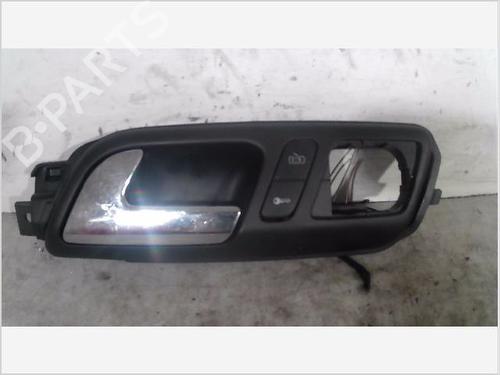 Used Front left interior door handle VW POLO (9N_, 9A_) 1.4 TDI (80 hp) 26099629