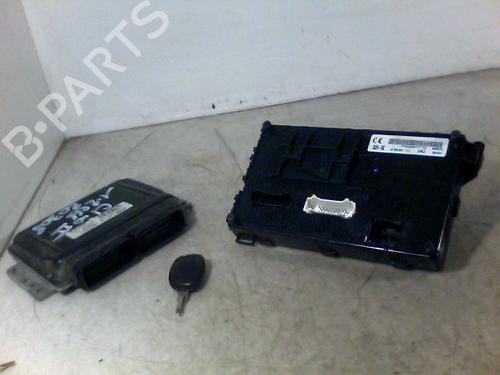 Calculateur moteur (ecu) RENAULT CLIO II (BB_, CB_) 1.2 (BB0A, BB0F, BB10, BB1K, BB28, BB2D, BB2H, CB0A,... (58 hp) 31916212
