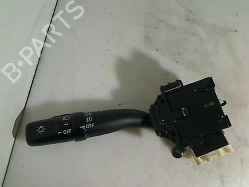 Used Headlight switch TOYOTA COROLLA Verso (ZER_, ZZE12_, R1_) 2.0 D-4D (CUR10_, CUR10R) (116 hp) 26081225