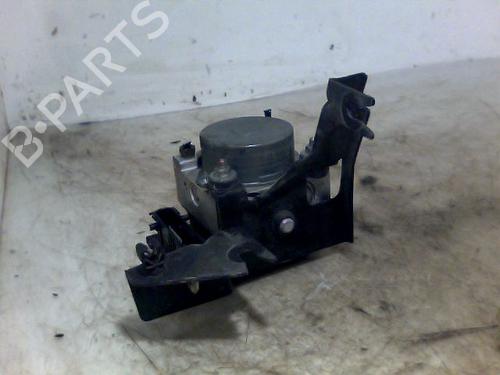Used ABS pump DACIA LOGAN (LS_) 1.4 (LSOA, LSOC, LSOE, LSOG) (75 hp) 26077916