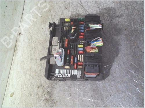 Used Fuse box Fuse box PEUGEOT 407 (6D_) 1.6 HDi 110 (6D9HZC, 6D9HYC) (109 hp) 33548599 33548599