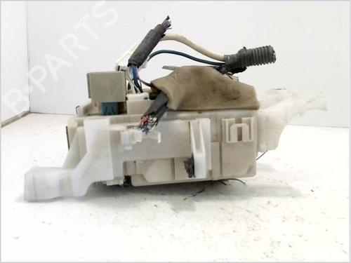 Fuse box TOYOTA RAV 4 III (_A3_) 2.2 D 4WD (ALA30_, ALA30R) | BP26701398E1 