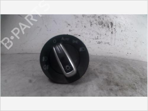 Used Headlight switch VW GOLF VI (5K1) 1.6 TDI (90 hp) 26100182