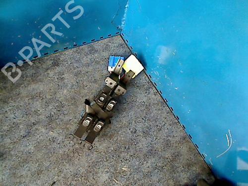 Used Switch NISSAN PRIMERA (P10) 1.6 (102 hp) 26105812