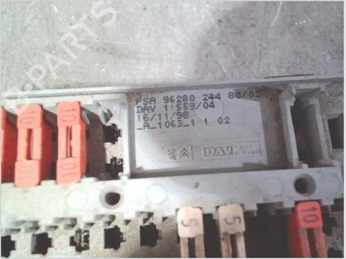 Fuse box PEUGEOT 206 Hatchback (2A/C) 1.9 D | BP27619842E1 