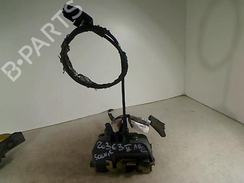 Used Rear left lock RENAULT SCÉNIC II (JM0/1_) 1.9 dCi (JM0G, JM12, JM1G, JM2C) (120 hp) 26084860