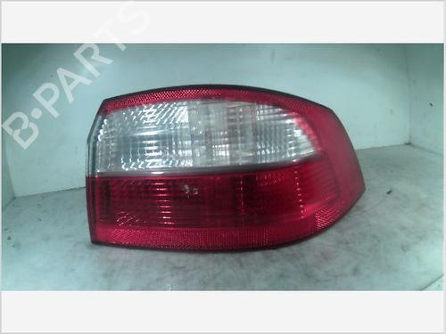Used Right taillight RENAULT LAGUNA II (BG0/1_) 1.9 dCi (107 hp) 26096017