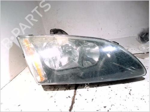 Used Right headlight FORD FOCUS II (DA_, HCP, DP) 1.6 TDCi (109 hp) 26101706