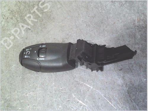 Kombi Kontakt / Stilkkontakt Kombi Kontakt / Stilkkontakt CITROËN C3 I (FC_, FN_) 1.4 i (73 hp) 35783046 35783046