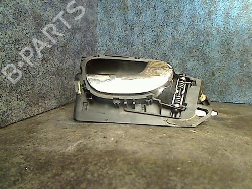Used Front right interior door handle PEUGEOT 307 (3A/C) 1.6 HDi 110 (109 hp) 26115706
