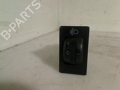 Used Headlight switch TOYOTA COROLLA Verso (ZER_, ZZE12_, R1_) 2.0 D-4D (CUR10_, CUR10R) (116 hp) 26075952