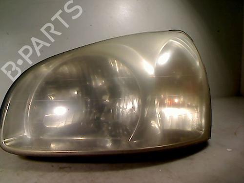 Used Left headlight HYUNDAI SANTA FÉ I (SM) 2.0 CRDi 4x4 (113 hp) 26082824