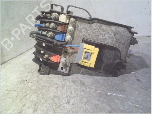 Used Fuse box CITROËN BERLINGO MULTISPACE (B9) 1.6 HDi 110 (109 hp) 29594445