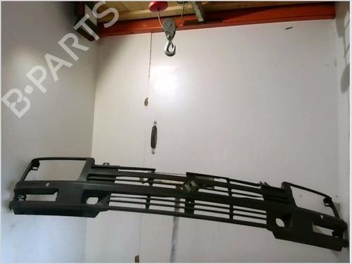 Used Grille RENAULT TRAFIC Van (T_, P_, V_) 2.5 D (75 hp) 26119797