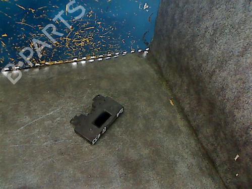 Used Display monitor Display monitor PEUGEOT 206 Hatchback (2A/C) 1.4 i (75 hp) 33463453 33463453