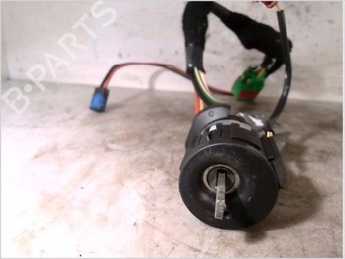 Used Ignition barrel PEUGEOT 307 Break (3E) 2.0 HDI 90 (90 hp) 26100701