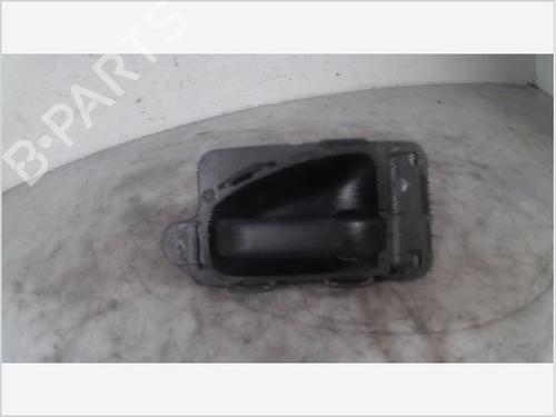 Used Front right interior door handle CITROËN SAXO (S0, S1) 1.5 D (57 hp) 26096722